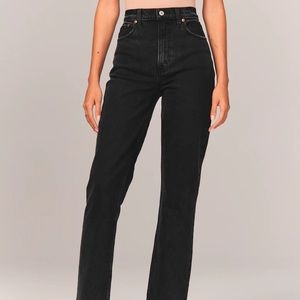 Abercrombie & Fitch Curve Love 90s Ultra High Rise Straight Jeans